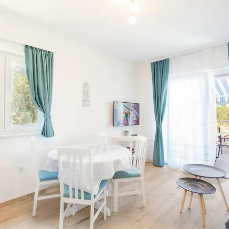 Blue House Apartment Makarska