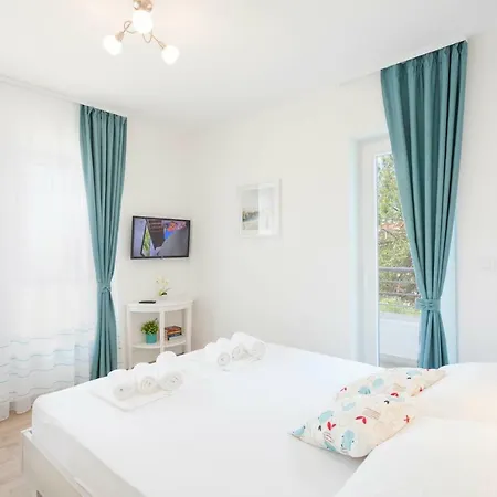 Apartment Blue House Makarska